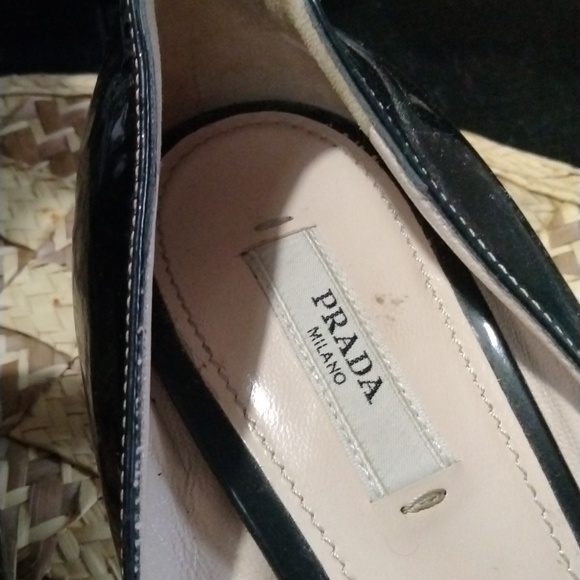 PRADA HEELS PATENT LEATHER - Picture 2 of 10